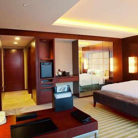 Holiday Inn Yinchuan International Trade Centre, An Ihg Hotel Room photo